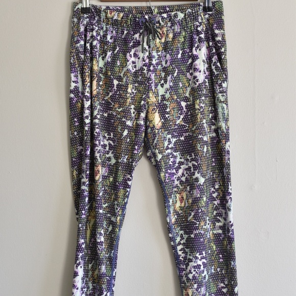 lululemon athletica Pants - Lululemon stretchy athletic pants